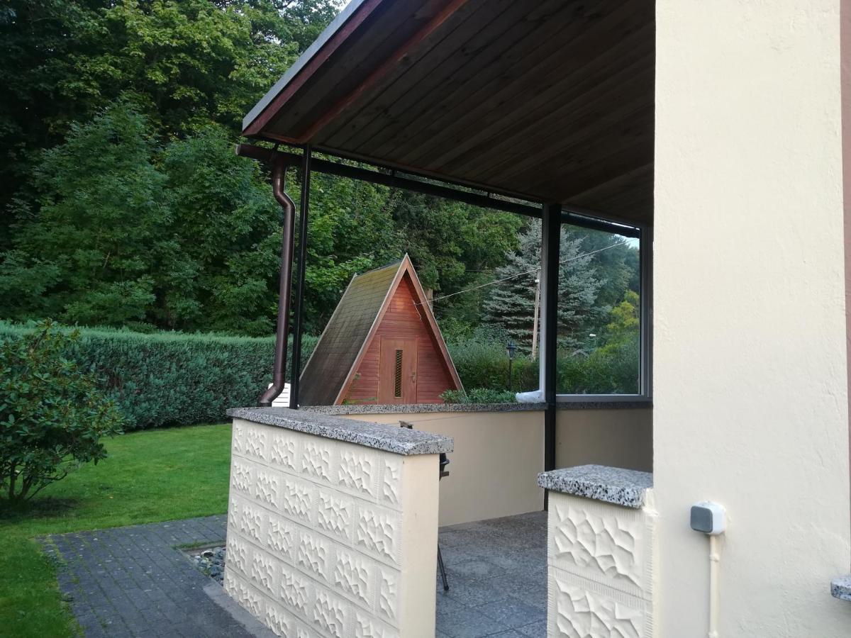 Ferienhaus am Wald Loissin Exterior foto